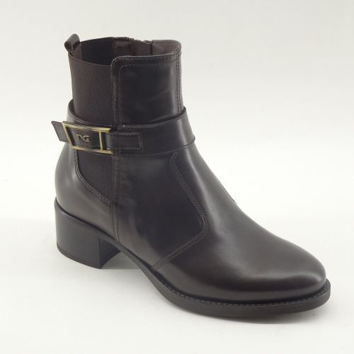 NERO GIARDINI KORT LAARSJE BRUIN