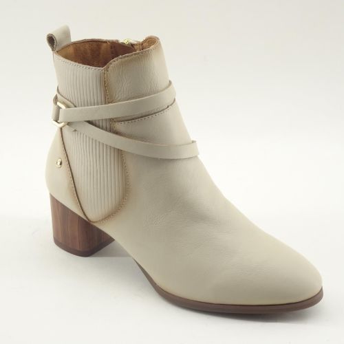 PIKOLINOS KORT LAARSJE ECRU